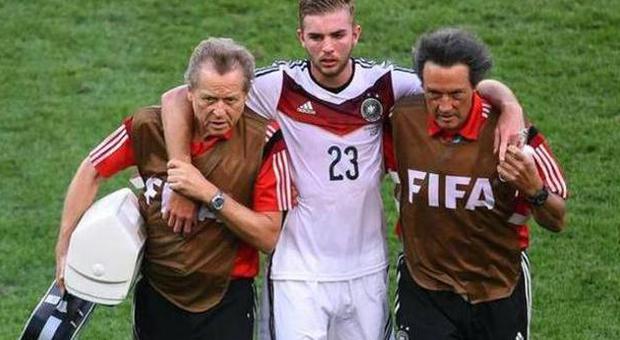 La Fifa propone stop di tre minuti in caso di commozione cerebrale per un calciatore