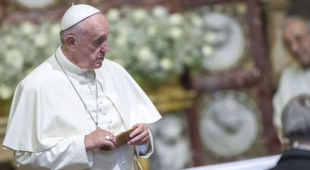 Papa Francesco ai giovani: "Sarò impopolare, ma siate casti"