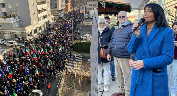 Il Comune chiude la moschea, 8.000 musulmani da tutta Italia protestano a Monfalcone. La sindaca: «Sfida integralista, non vogliono il dialogo»