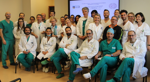 Tumori, straordinario intervento al Ca' Foncello di Treviso: asportato il 75% del fegato ad un quarantenne con 11 metastasi epatiche giudicato non operabile