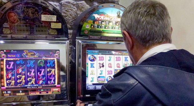 «Perugia, sempre più anziani schiavi del gioco d'azzardo»