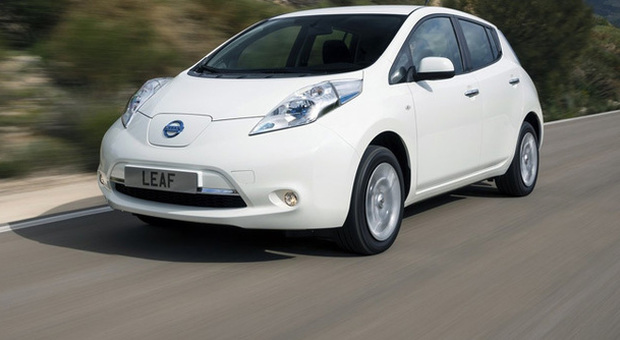 La Nissan Leaf, uno dei modelli con il massimo degli ecoincentivi