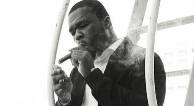 Il rapper 50 Cent, denuncia un medico chirurgo che usa le sue foto per pubblicizzare l'allungamento del pene: «mai andato sotto i ferri»