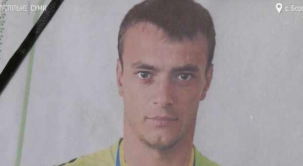 Serhiy Pronevych, l'atleta ucraina torturato e ucciso dai russi: trovato morto con le manette ai polsi a Sumy
