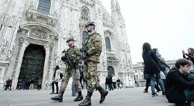 A Milano arrivano più militari: “Faremo confluire le forze usate a Roma per il Giubileo”