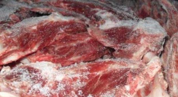 Carne trasportata senza le dovute precauzioni, scatta il sequestro nel Cilento
