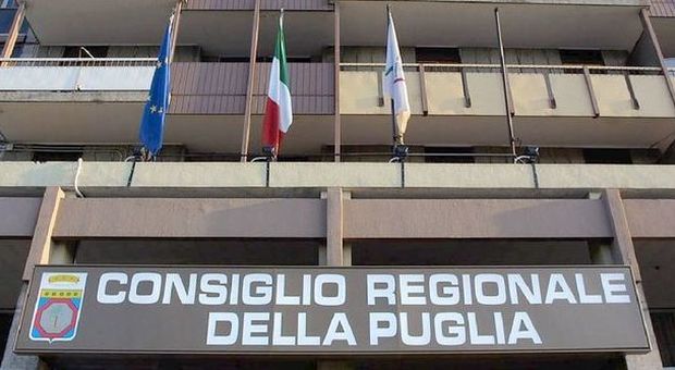 Povertà, Emiliano: il reddito di dignità proposto in Puglia è un punto di riferimento