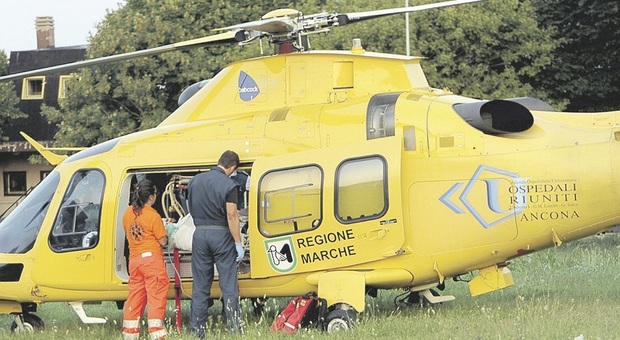 San Severino, cade dopo il salto: 55enne con lesioni alla colonna vertebrale