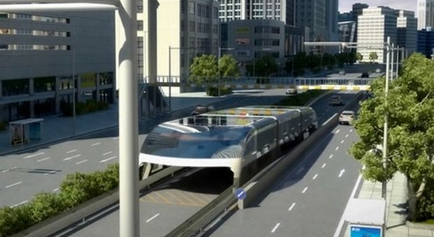 Il progetto del Bus Mega-straddle