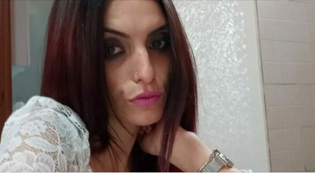 Napoli, Ylenia sfuggita alle violenze dell'ex marito e trucidata in casa da un altro uomo