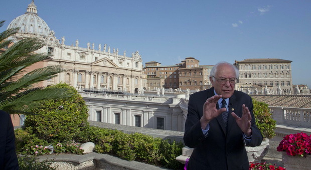 Papa Francesco incontra Bernie Sanders prima di partire per Lesbo