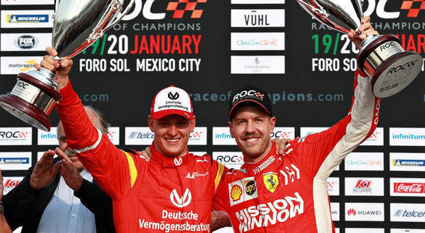 Sebastian Vettel e Mick Schumacher insieme sul podio della Race of Champions