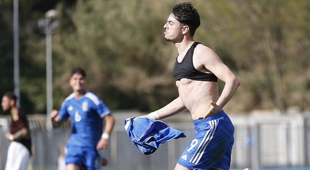 Giuseppe Ambrosino, tre gol con l'under 20