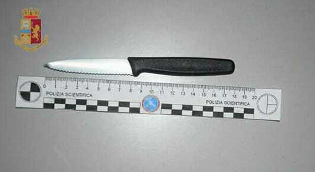 Armato di coltello da cucina rapina una dottoressa sulla porta dell'ambulatorio: arrestato