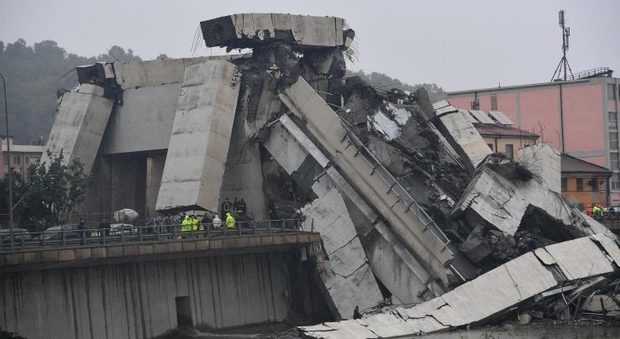 Ponte crollato Genova, il numero verde della Protezione Civile: «Per chiunque voglia informazioni»