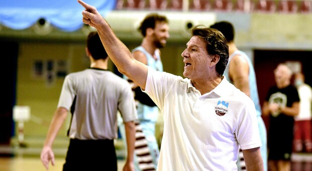 Il coach Alessandro Finelli (foto Meloccaro)