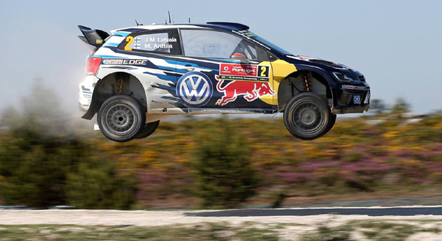 Il campionato WRC 2015 si è concluso da poco con i titoli di campione del mondo a Sebastien Ogier e quello Costruttori alla Volkswagen ma già è tutto pronto per l'inizio del mondiale 2016.