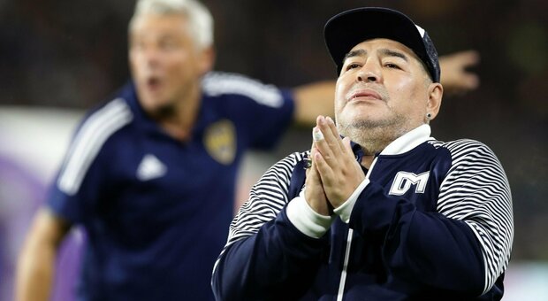 Maradona con la divisa del Gimnasia