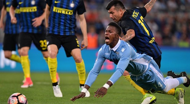 Lazio nervosa e poco lucida: all'Olimpico vince l'Inter 3-1