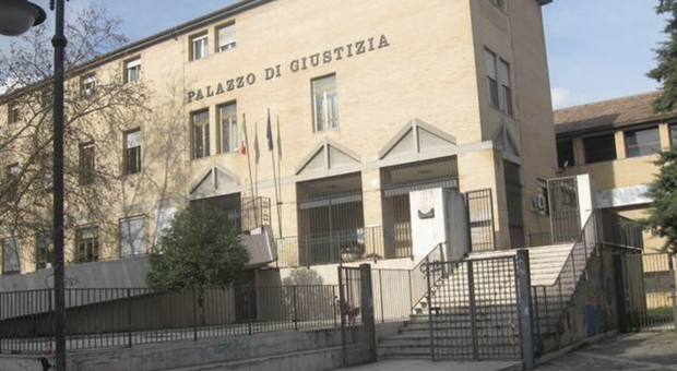 Cassino, Stalking condominiale: in cinque davanti al Gup