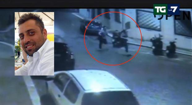 Carabiniere ucciso, tutti i punti oscuri: «Chi è la vittima del furto?». Misteri ancora da chiarire