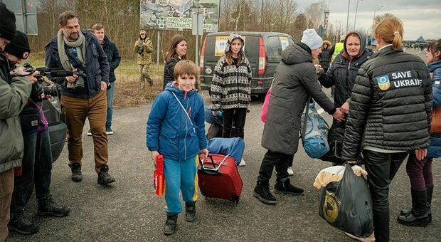 Putin restituisce 15 bambini all'Ucraina: erano stati deportati in Russia da Kharkiv e Kherson