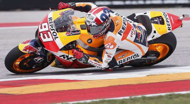 Marc Marquez con la sua Honda sulla pista di Austin