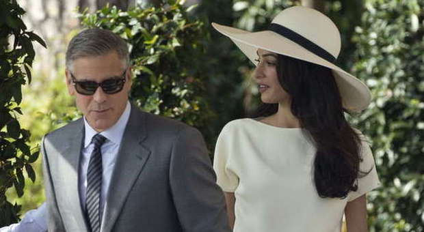 Clooney e Amal: dopo il “sì” festa in una Venezia hollywoodiana