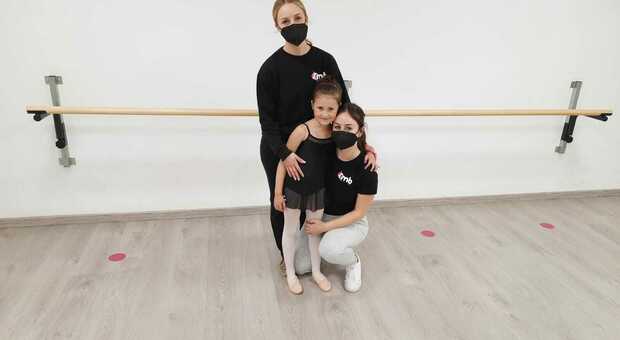 Piccola promessa ucraina del balletto fugge dalla guerra e a piedi raggiunge la Polonia, ora va a scuola di danza a Passo Corese