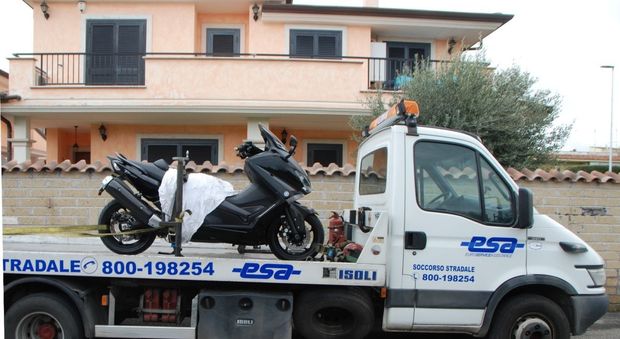 Roma, ville, negozi e moto da corsa: confiscato il patrimonio dei narcos