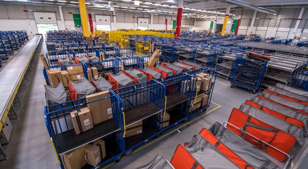 Amazon, la commissione europea ha avviato un'indagine preliminare