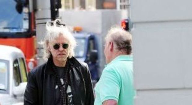 Bob Geldof con un amico