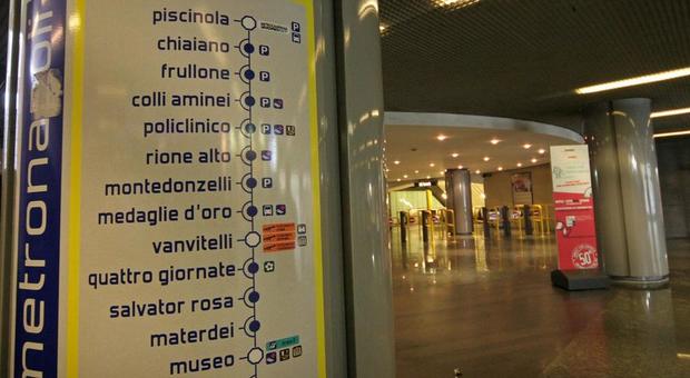 Metropolitana di Napoli, malattie ad hoc di 5 macchinisti e la linea 1 va in tilt: chiusa due ore