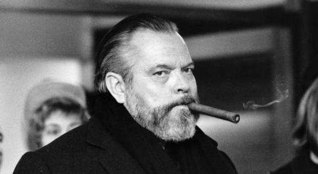 Orson Welles contro tutti: il genio e la malinconia di un regista prodigio