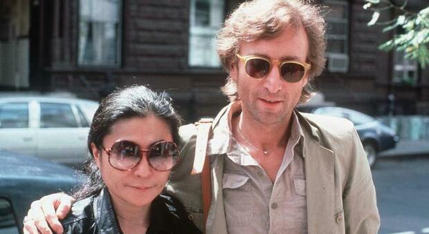 John Lennon e Yoko Ono (Ansa)