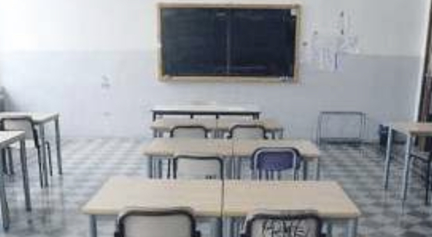 Allarme banchi vuoti: 1.868 studenti in meno cattedre a rischio taglio