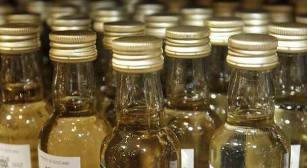 Bottiglie di whisky: il furto è andato male per i ladri