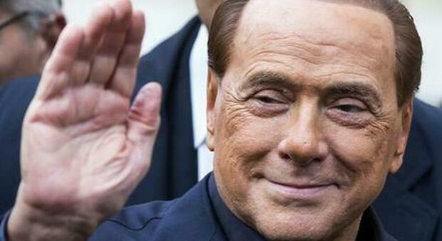 Berlusconi da Fazio: «Sorprendente Campania zona gialla. Trump? Ha perso per atteggiamento arrogante»