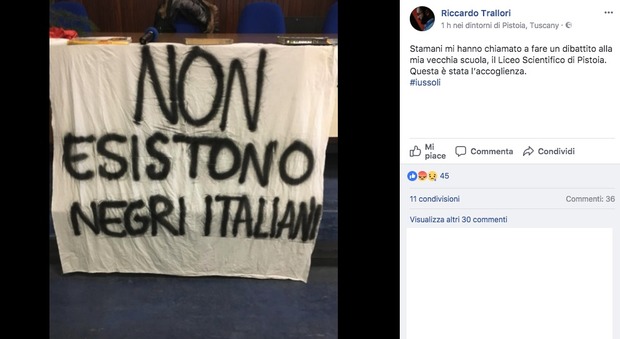 Pistoia choc, striscione razzista al liceo: "Non esistono negri italiani". C'era un dibattito sullo ius soli