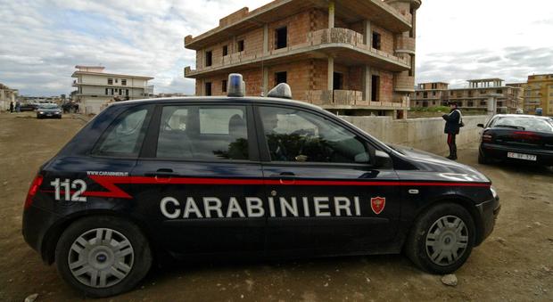 Botte e minacce all'ex fidanzata: arrestato 34enne nel Casertano