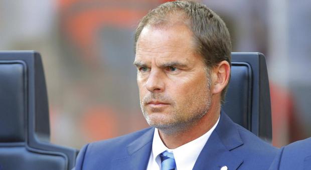 Inter, De Boer spalle al muro: il tecnico olandese non può più sbagliare