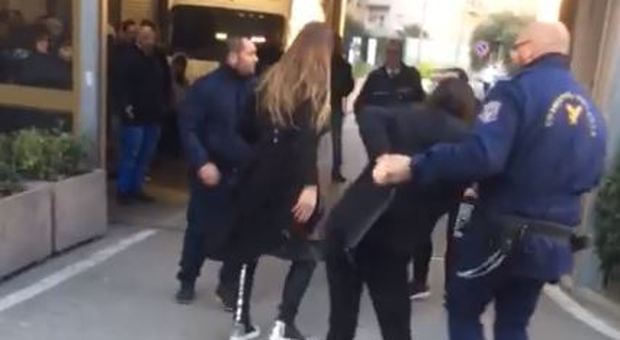 Napoli, violenza all'ospedale Santobono: rissa tra donne davanti ai piccoli pazienti
