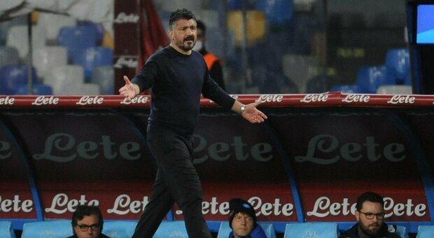 Napoli, Gattuso conferma Mertens contro il Sassuolo. Manolas va in panchina