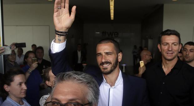 Milan, Montella: «Bonucci? Il miglior centrale del mondo insieme a Sergio Ramos»