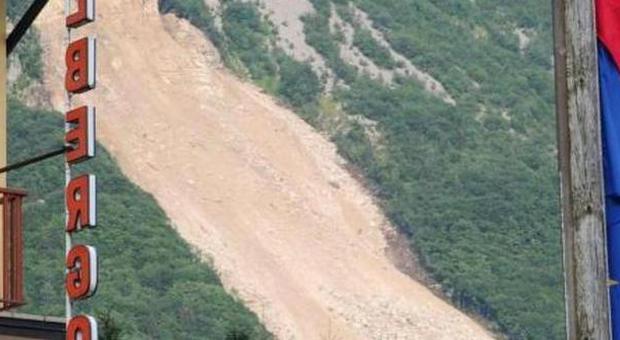 Crolli in Fadalto: "La frana si muove" la conferma da geologo e vigili