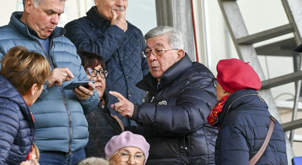 Il presidente del Rovigo Francesco Zambelli in tribuna al Battaglini