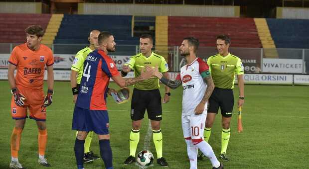 Turris bella ma imprecisa, 0-0 a Taranto: «Dobbiamo finalizzare con più cattiveria»