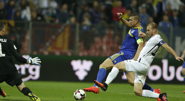 Roma, Dzeko ritrova il feeling con il gol in nazionale: “Ora sto bene e si vede”