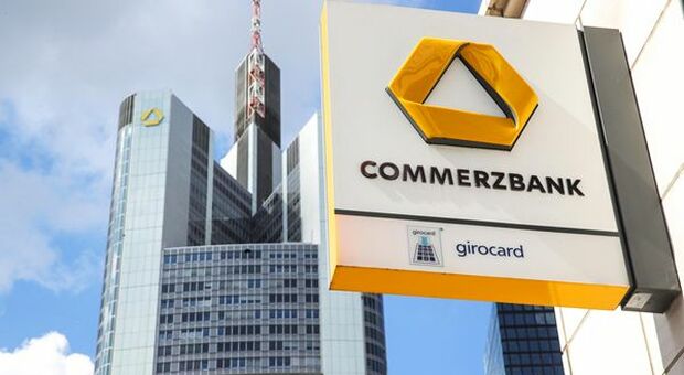 Commerzbank, nuovi accantonamenti ma prevede risultato netto 2021 in positivo