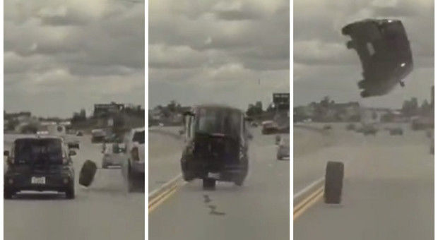 Uno pneumatico si stacca da un'auto e fa saltare in aria quella in sorpasso: video choc, ma nessuno si è fatto male